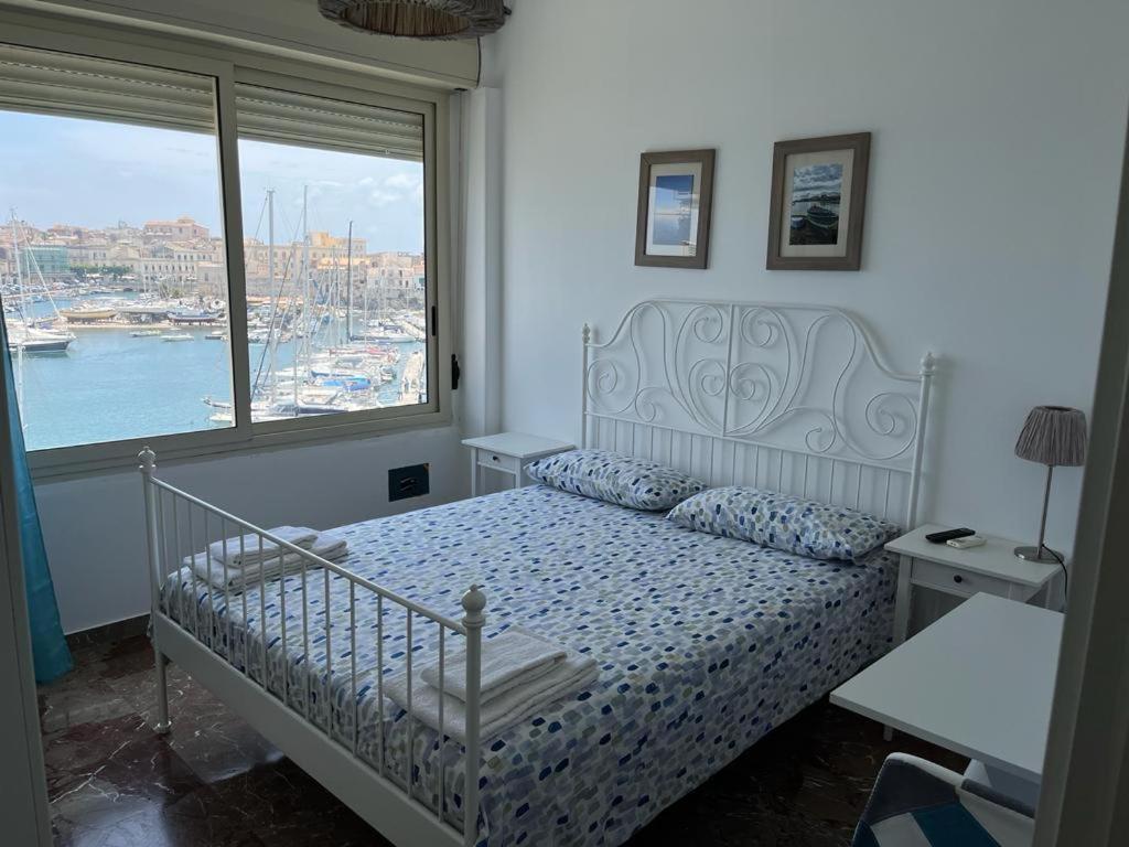 Ortigia D'Amare Bed & Breakfast Syracuse ภายนอก รูปภาพ